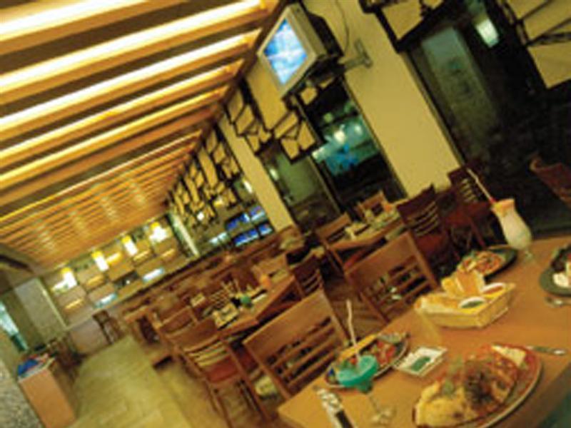 Ramada Plaza By Wyndham Raouche
